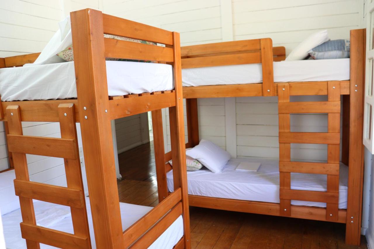 Woods Hostel เบโลโอรีซอนชี ภายนอก รูปภาพ
