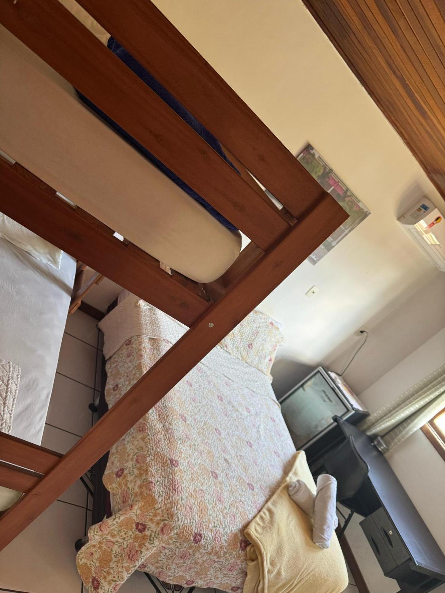Woods Hostel เบโลโอรีซอนชี ภายนอก รูปภาพ