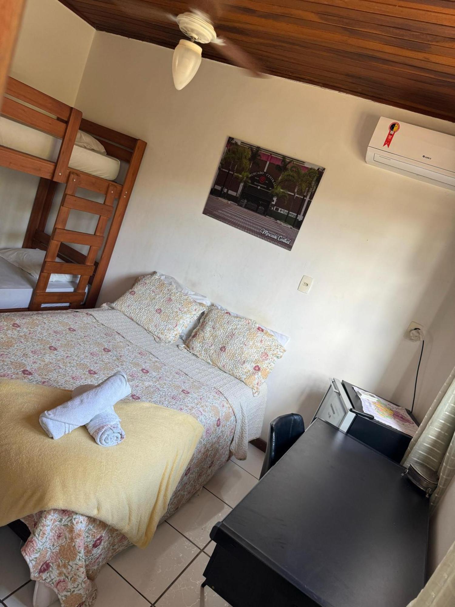 Woods Hostel เบโลโอรีซอนชี ภายนอก รูปภาพ