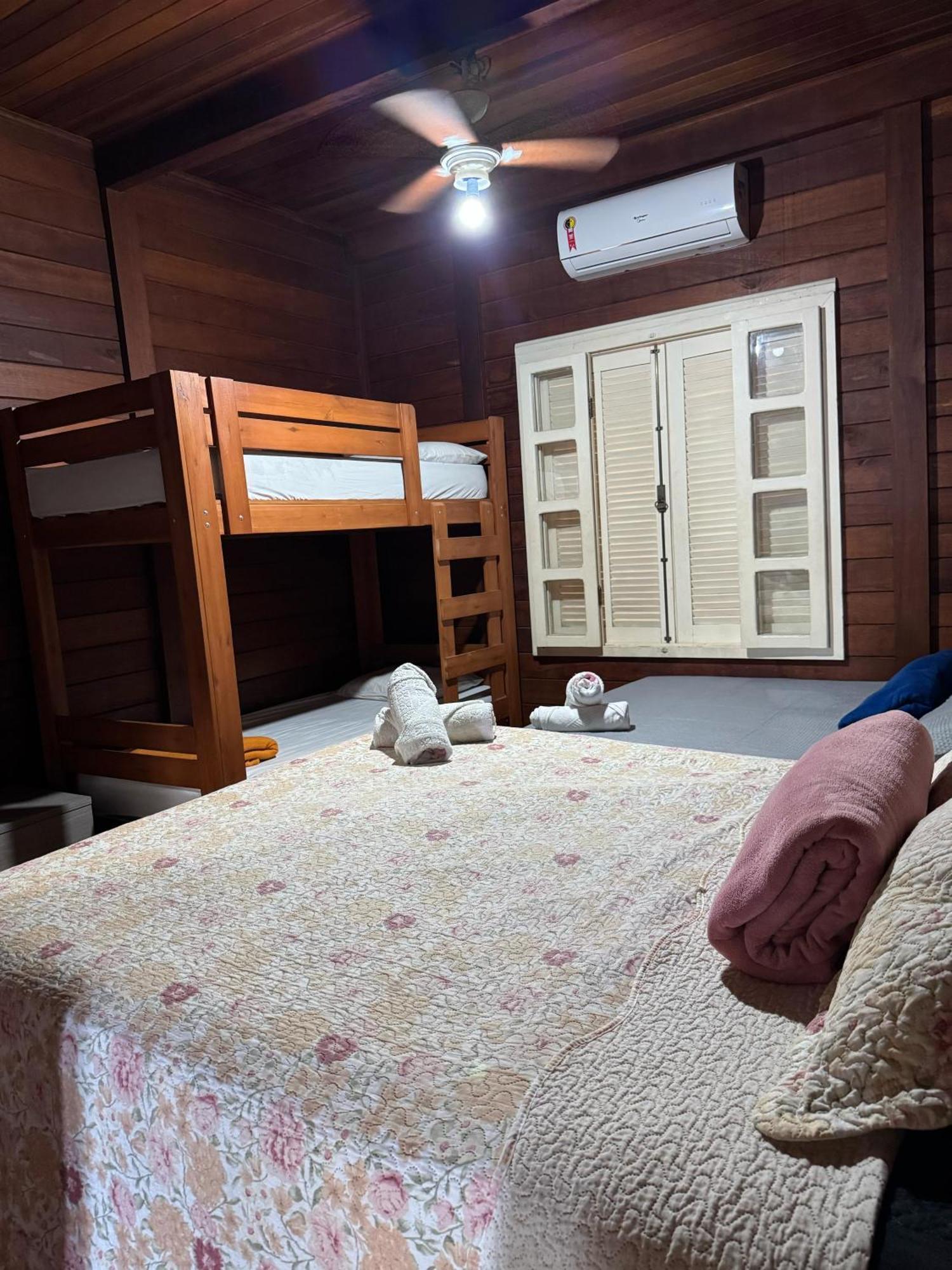 Woods Hostel เบโลโอรีซอนชี ภายนอก รูปภาพ